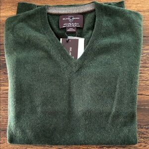 Black Brown 1826 Cashmere Forest V-Neck Sweater